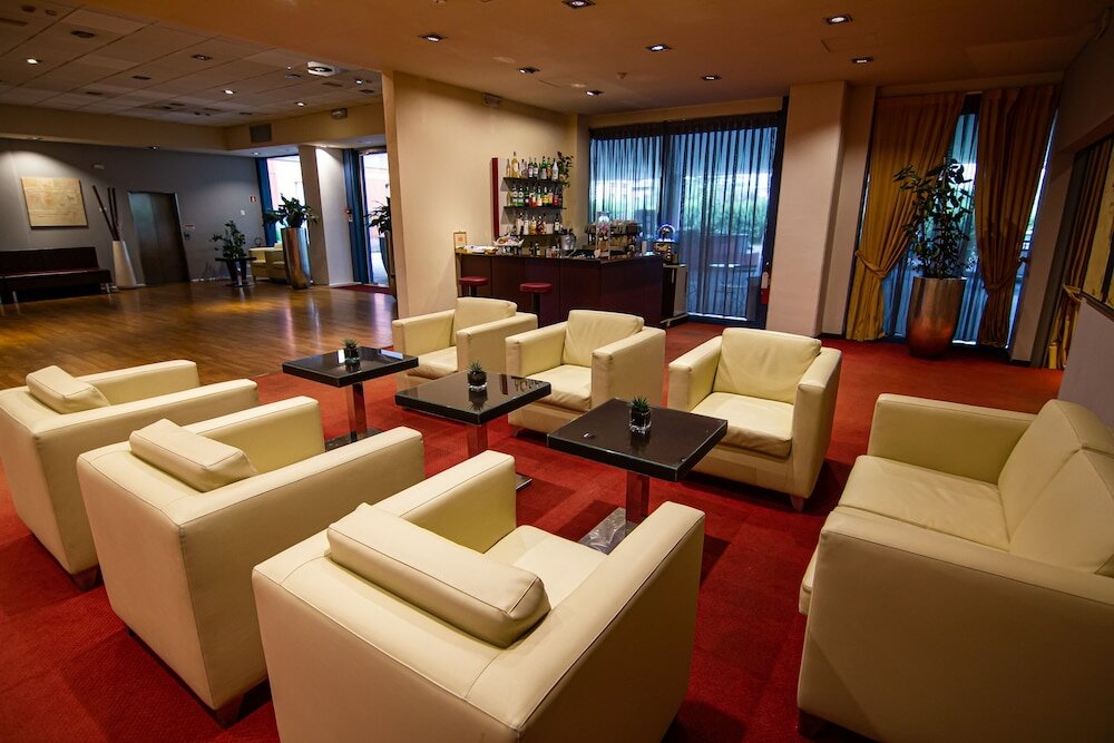 Фото Tuscany Inn