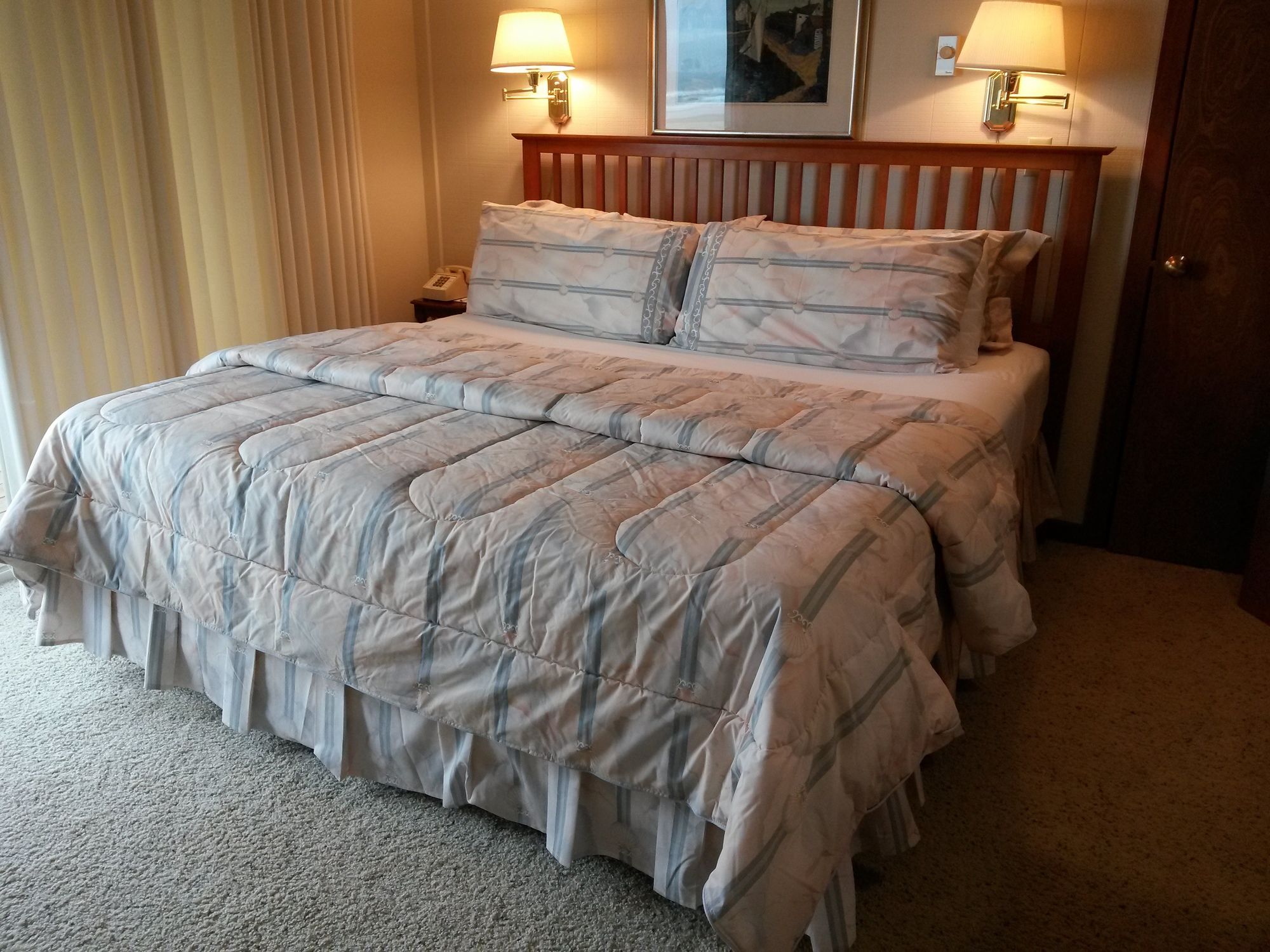 Фото Little Creek Cove Beachfront Resort