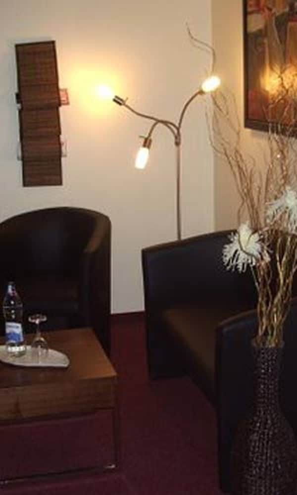 Фото Hotel Neckartal