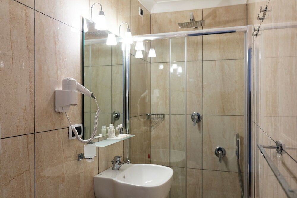 Фото Rex Lifestyle Hotel