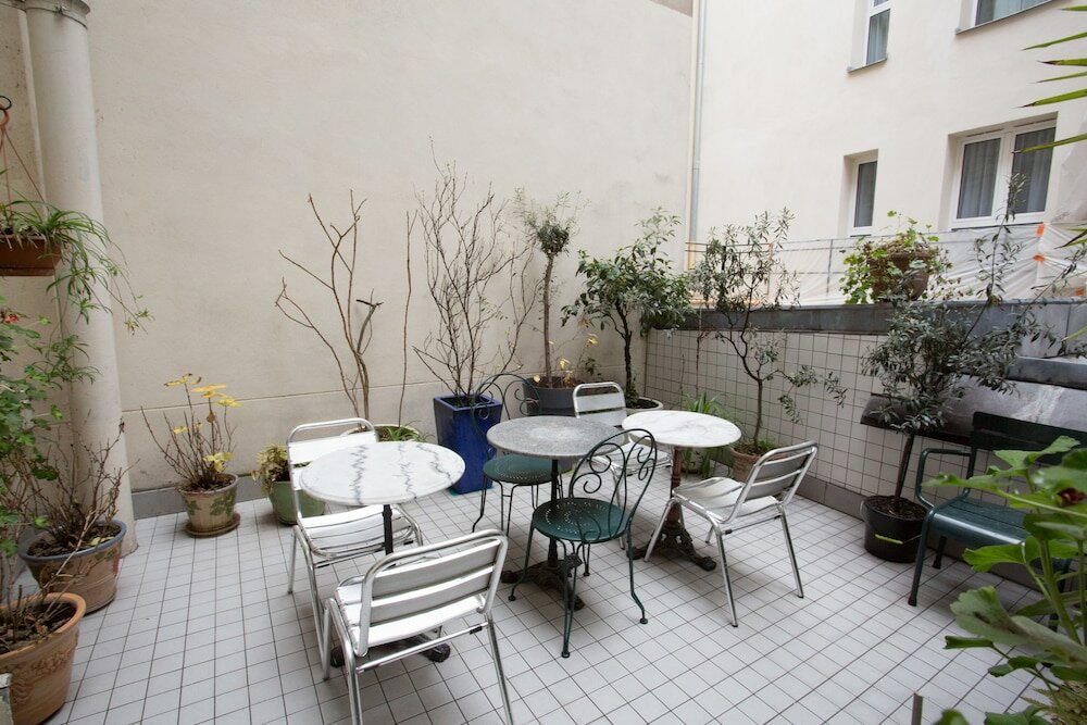 Фото Hotel Darcet Paris