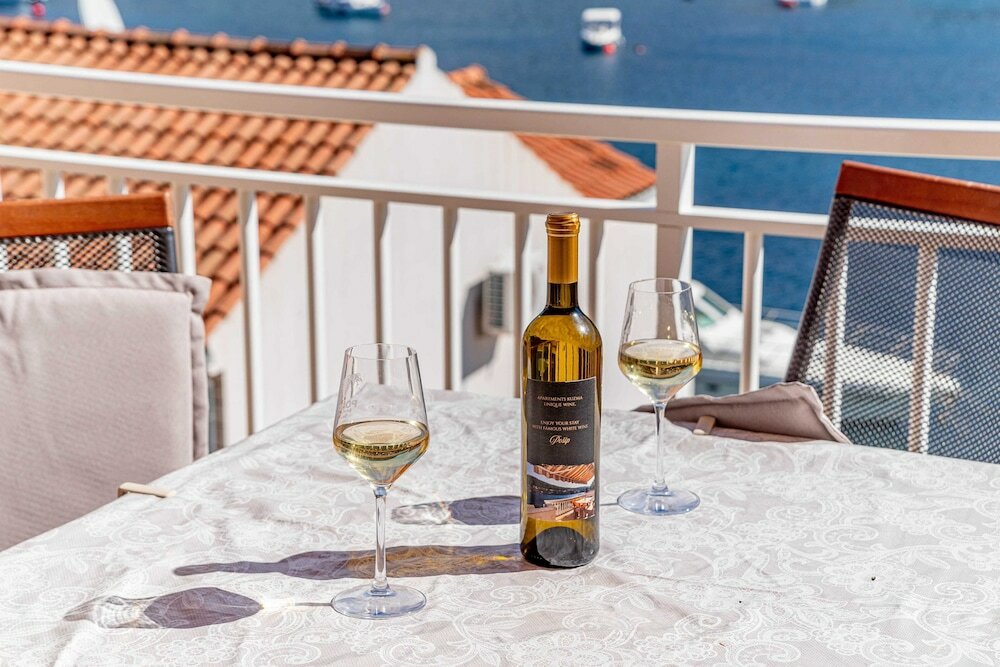 Фото Apartments Kuzma