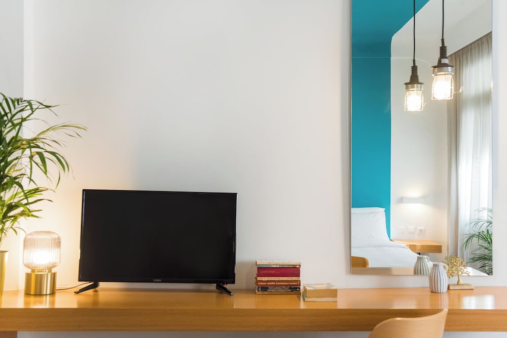 Фото MONK Monastiraki Suites