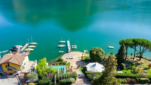 Гостиница Aria Retreat & SPA - The Leading Hotels of the World, located within Parco San Marco Resort в Порлецце