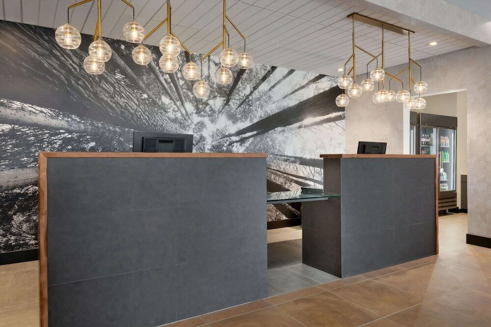 Фото La Quinta Inn & Suites Santa Rosa Sonoma