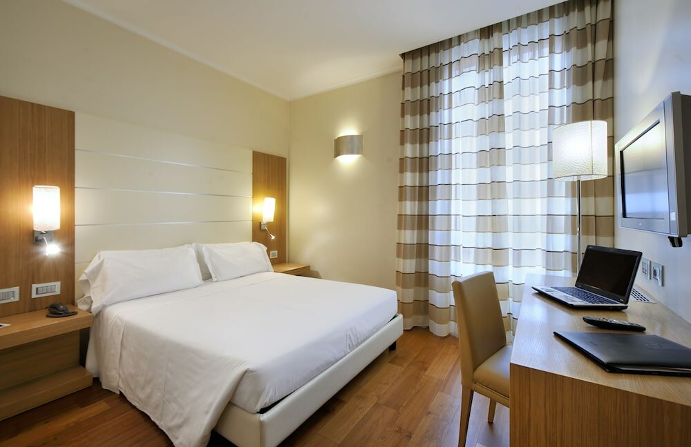 Фото Hotel Canada