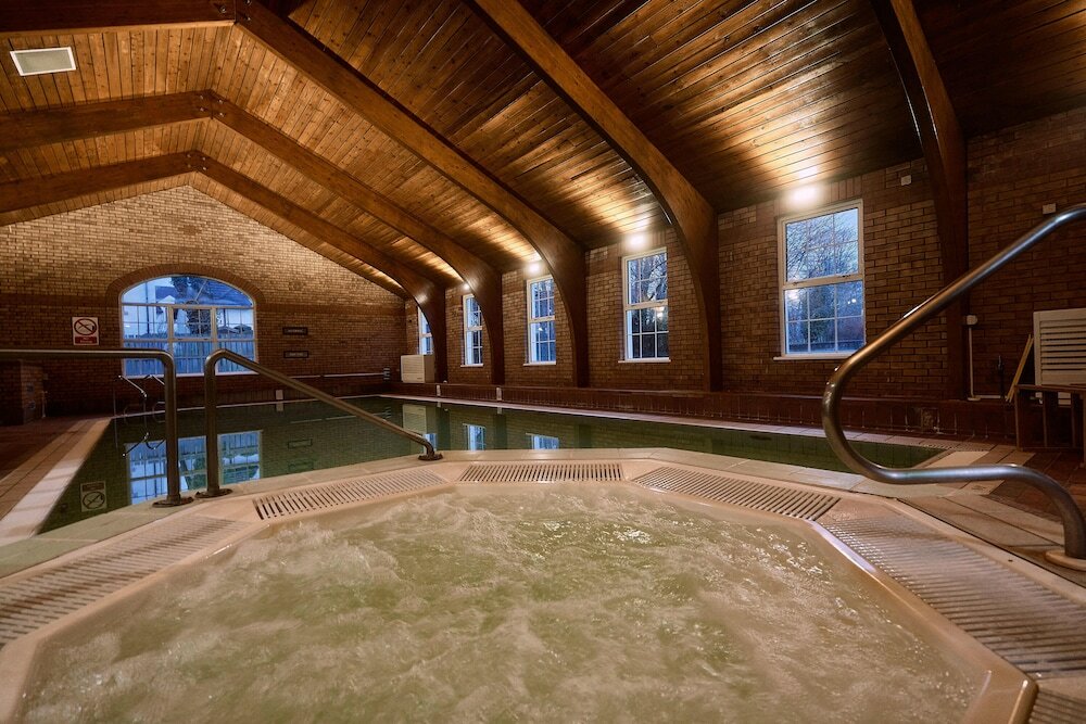 Фото Dunadry Hotel and Gardens