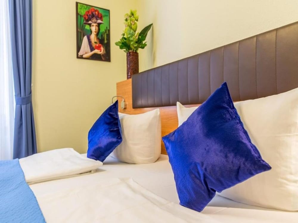 Фото Hotel Expo Frankfurt City Centre