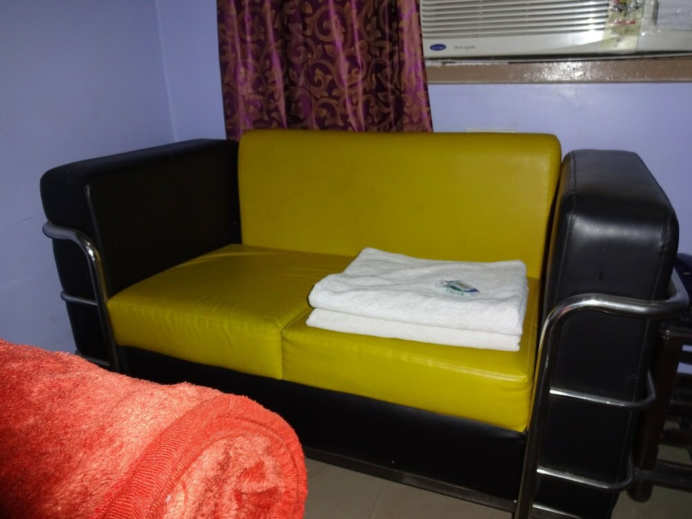 Фото Hotel Viraat Inn