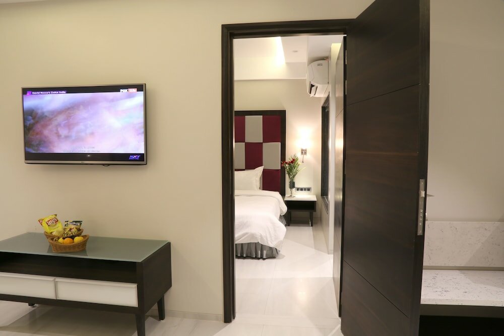 Фото The Flora Grand