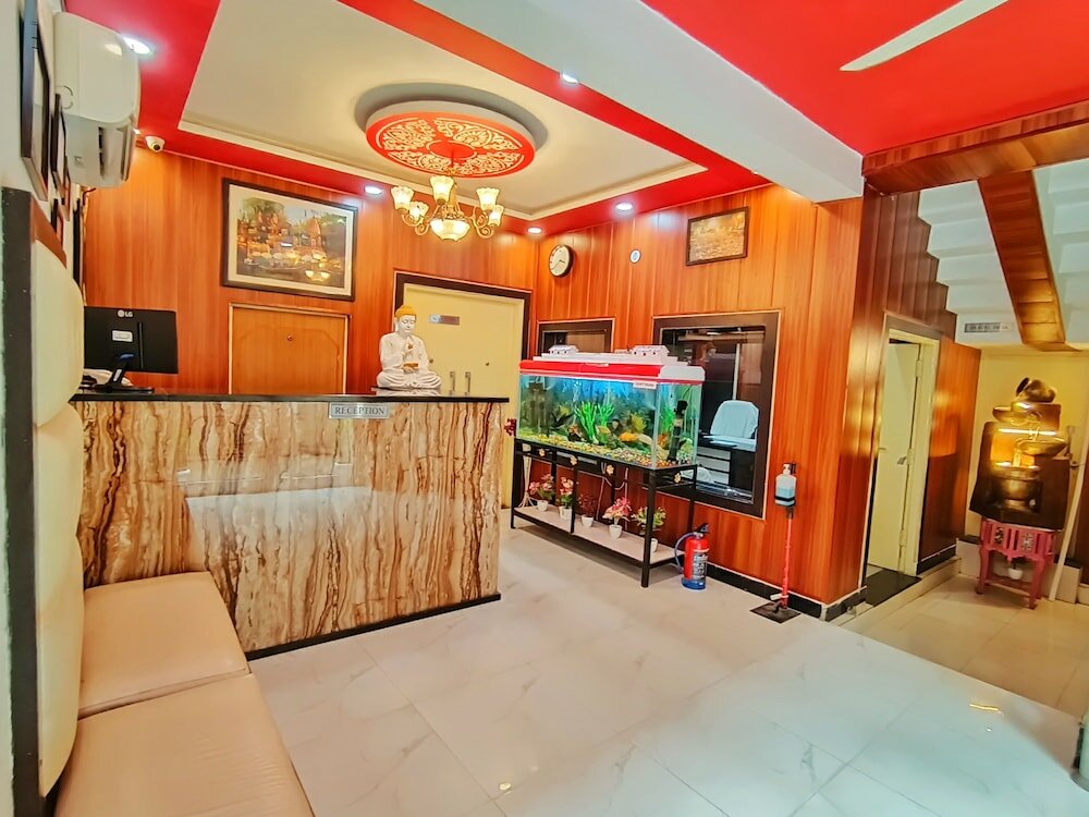 Фото Отель Yash Residency Assi Ghat