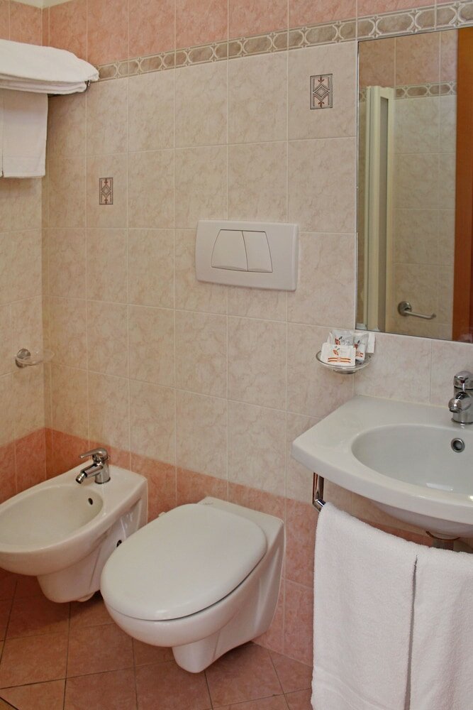 Фото Hotel Silvia Misano Adriatico