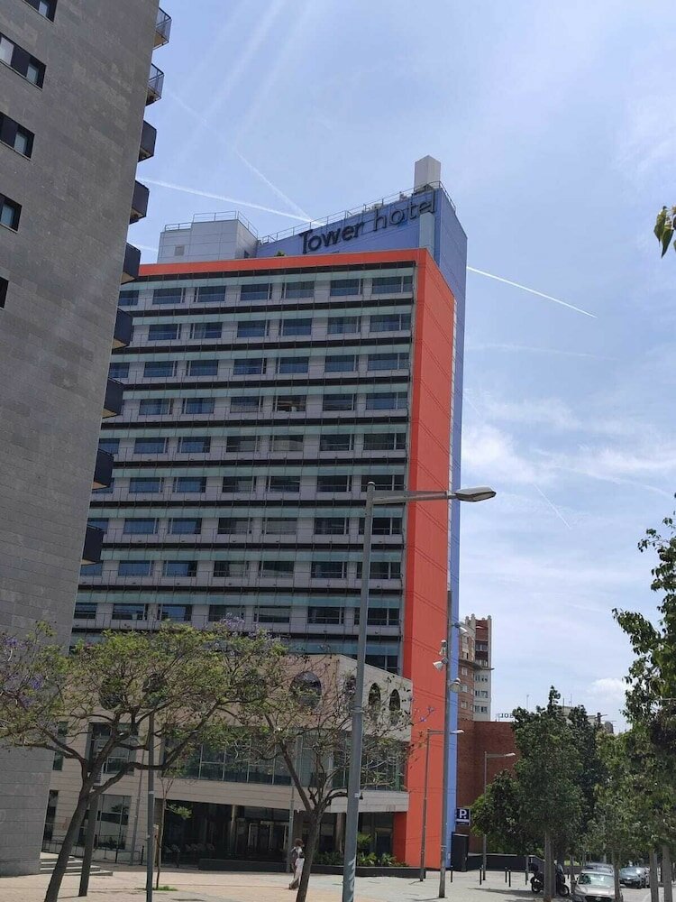 Фото Hotel Badalona Tower