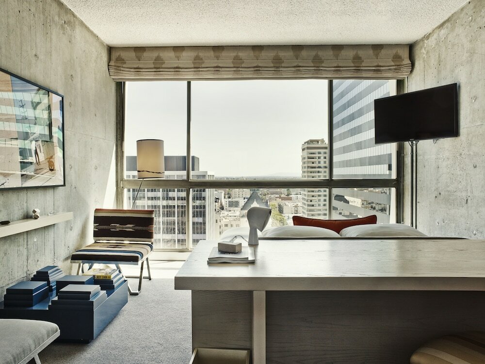 Фото The Line Hotel