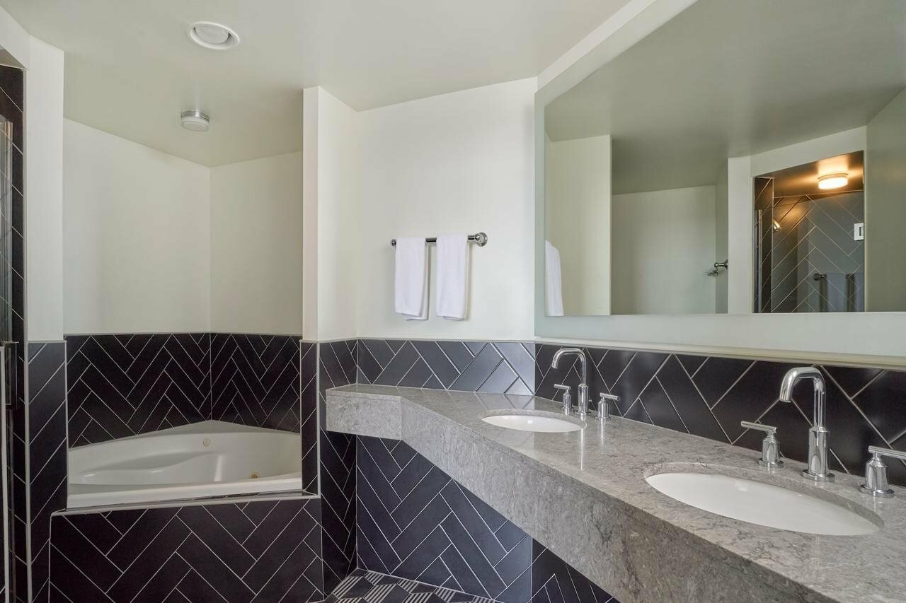 Фото Generator Dublin