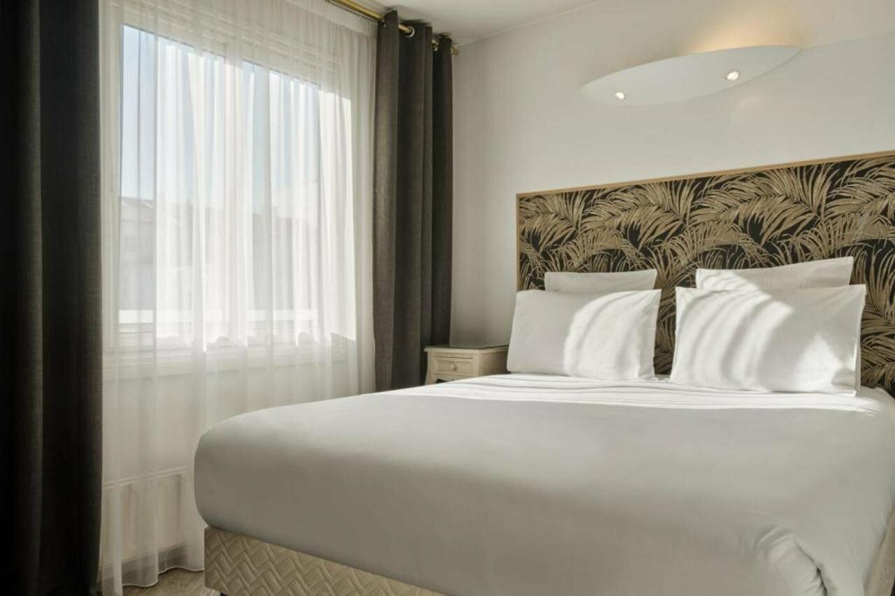 Фото Hotel Chromatics by HappyCulture