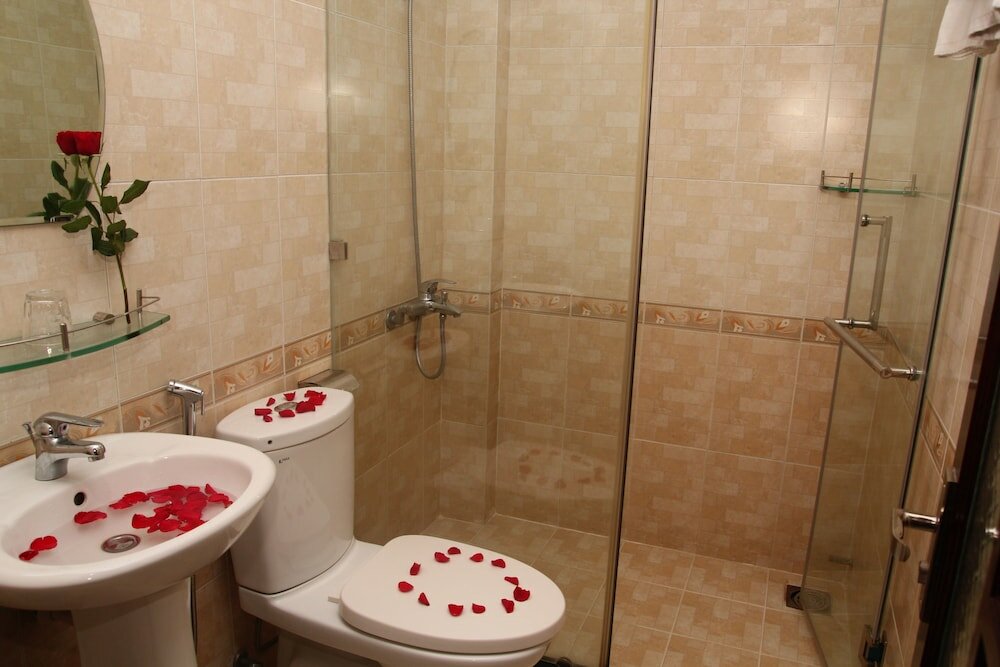 Фото Vivyanne Hotel