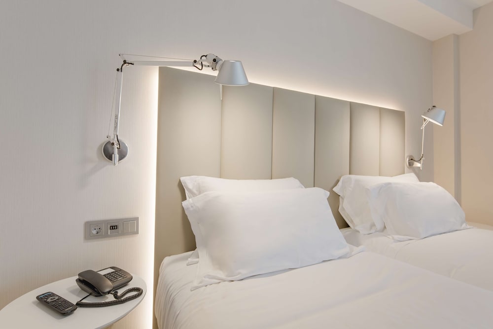 Фото Nh Ciudad de Zaragoza