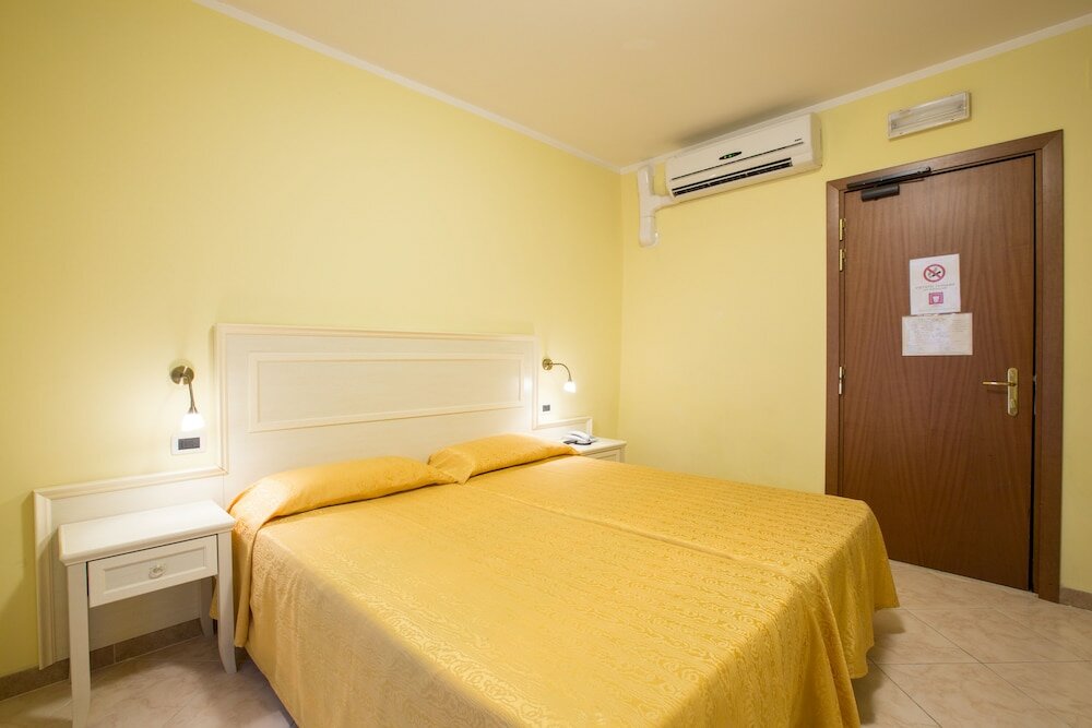 Фото U-Visionary Venezia Hotel