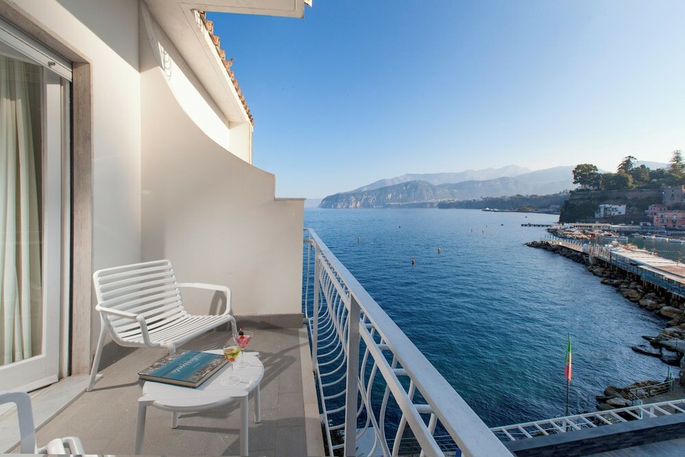 Фото Hotel Admiral Sorrento