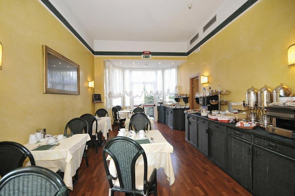 Фото Hotel Estense