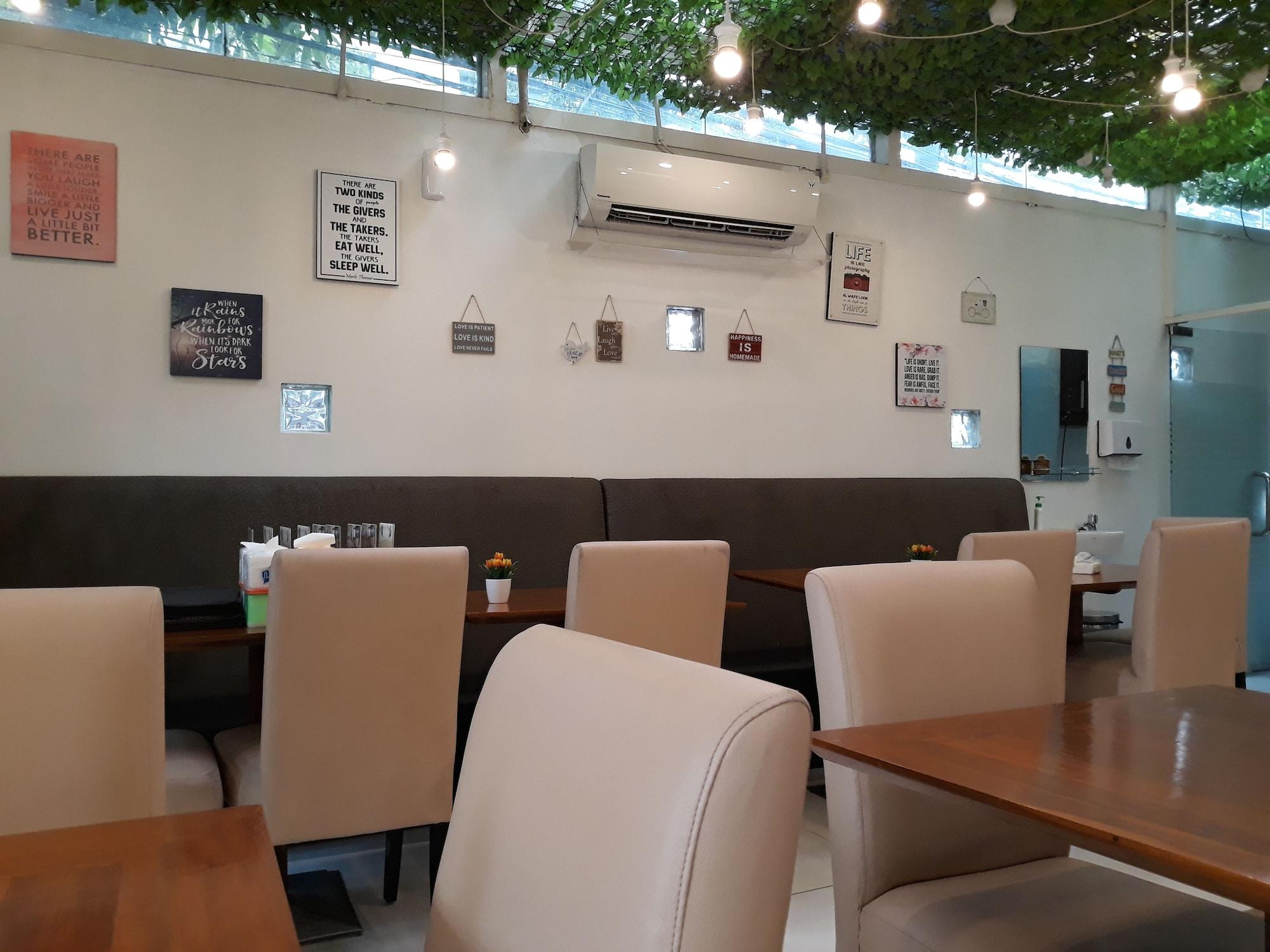 Фото Menteng House