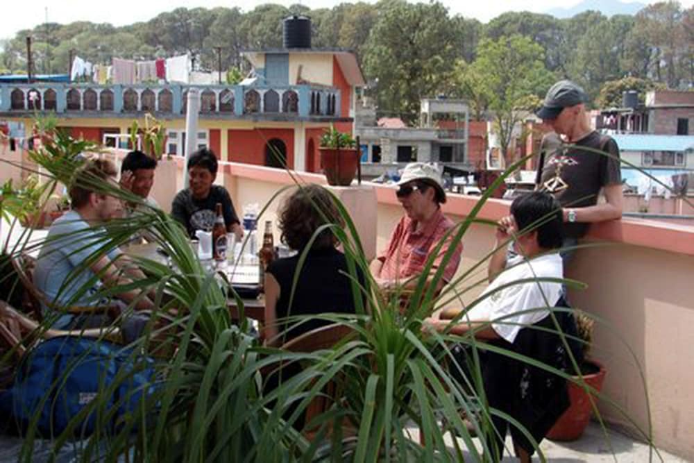 Фото Cascade Hotel