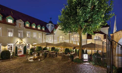 Внешний вид отеля Best Western Premier Parkhotel Engelsburg в Реклингхаузене, фото 1