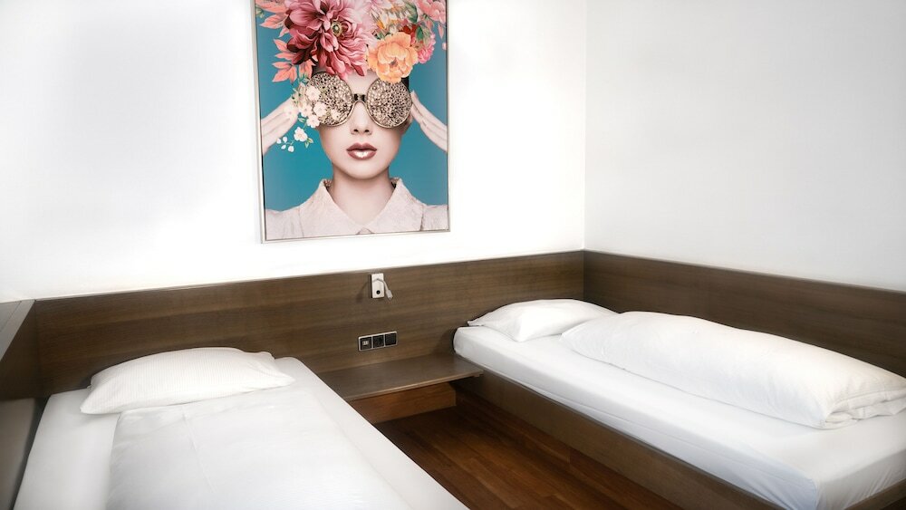 Фото Stadthotel Heilbronn