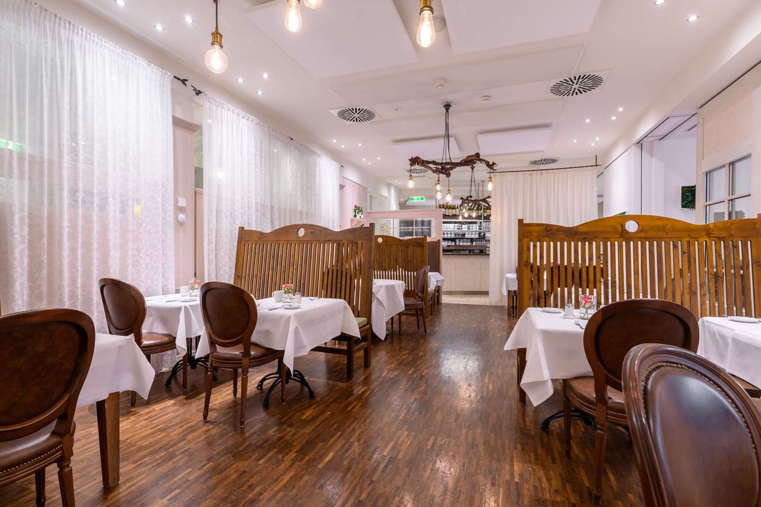 Фото Hotel Hirschen