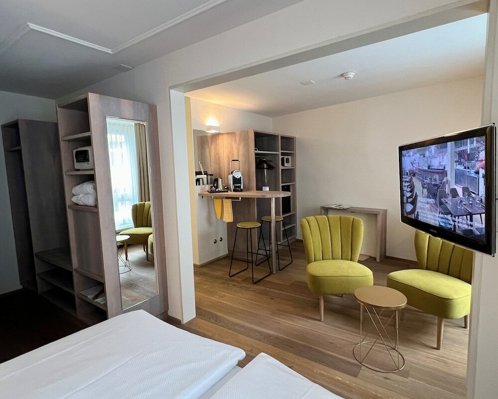 Фото Hotel Platzhirsch