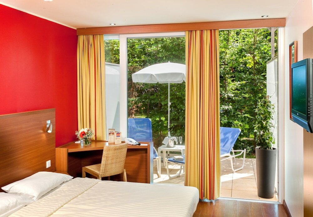 Фото Leonardo Hotel Salzburg City Center