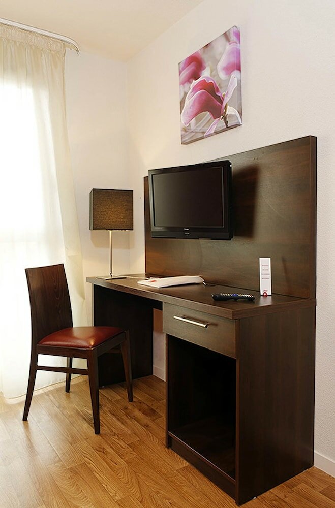 Фото Séjours & Affaires Paris Malakoff