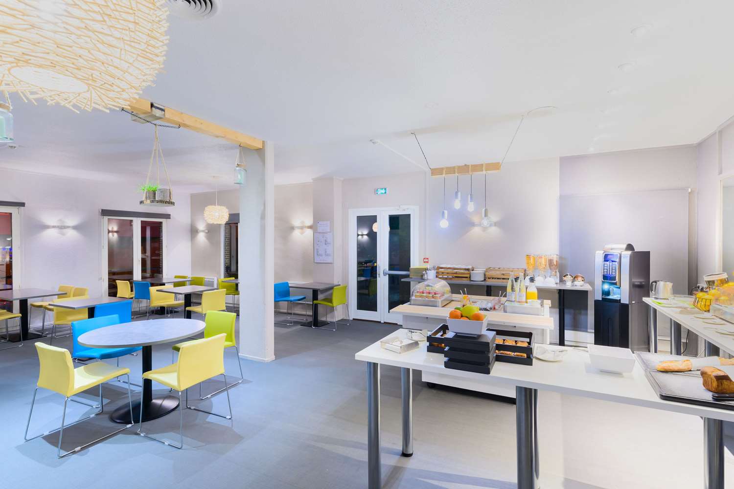 Фото Kyriad Lille Gare - Grand Palais