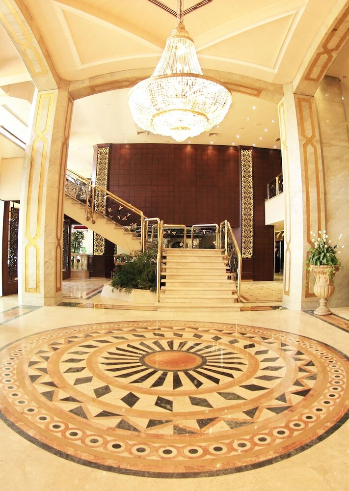 Фото Pyramisa Suites Hotel Cairo