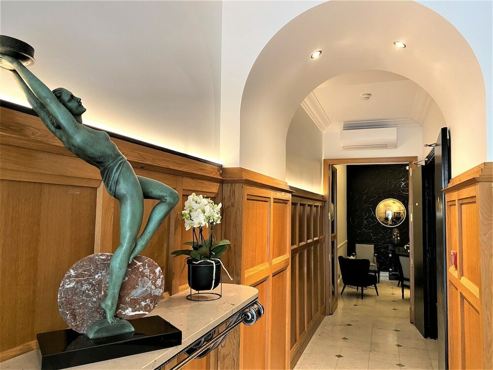 Фото Hôtel Le Cercle Tour Eiffel