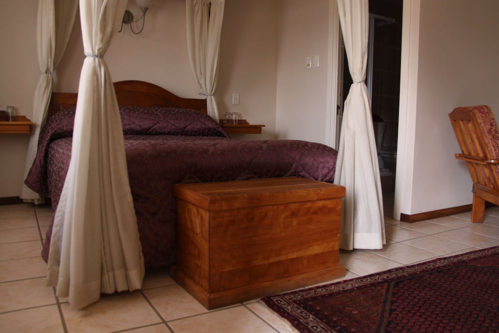 Фото Red Mountain House