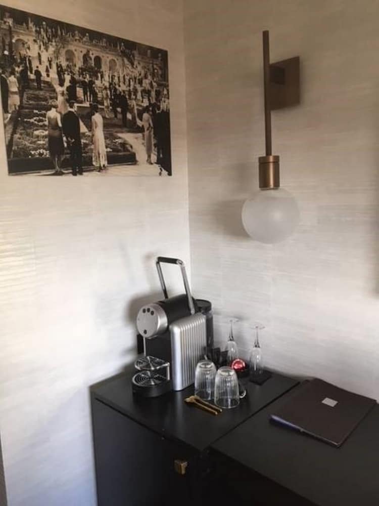 Фото Cannes Centre Univers