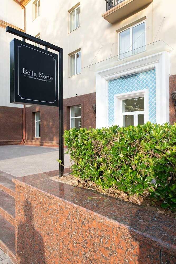 Фото Lotte City Hotels Tashkent Palace