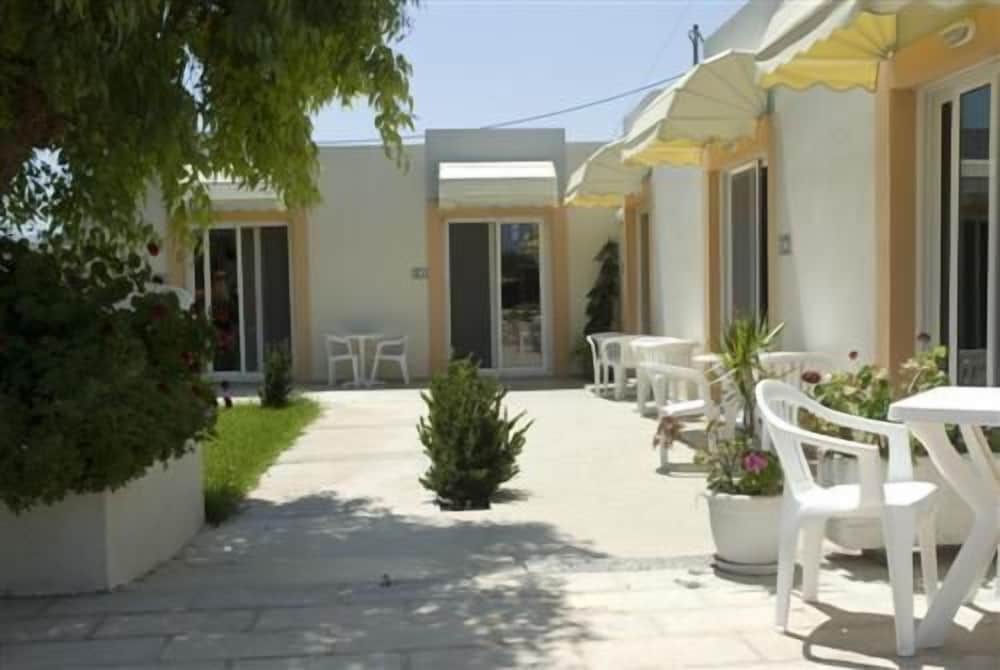 Фото Meliton Hotel