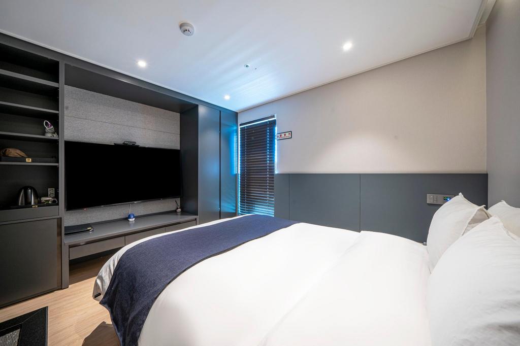 Фото R&b Business Hotel