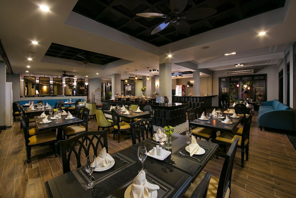 Фото Golden Holiday Hotel & SPA