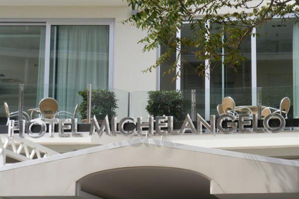 Фото Michelangelo