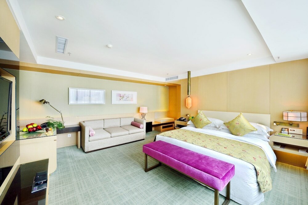 Фото Luxemon Xinjiang Hongfu Hotel