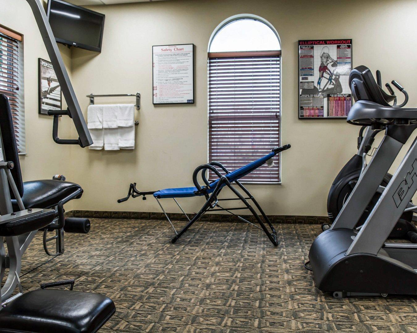 Фото Quality Inn Airport - Cruise Port