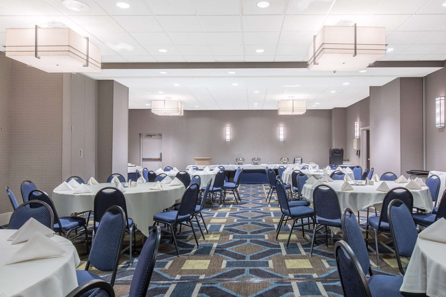 Фото Wyndham Philadelphia Historic District