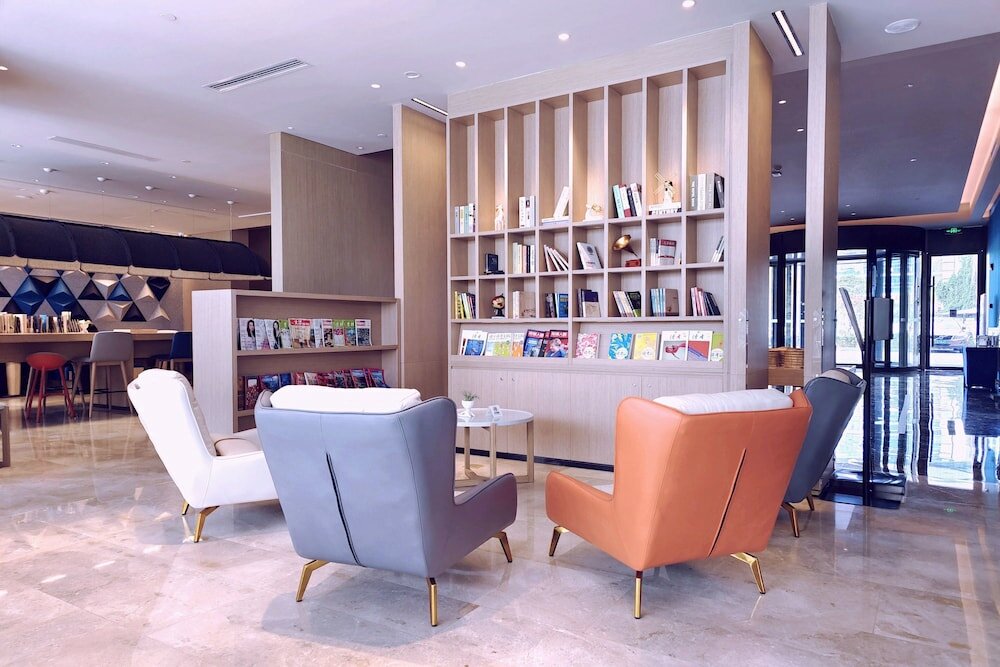 Фото Holiday Inn Express Kunming West, an Ihg Hotel