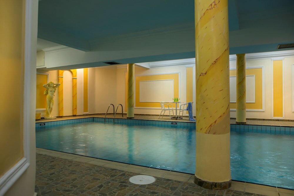 Фото Kapetanios Limassol Hotel