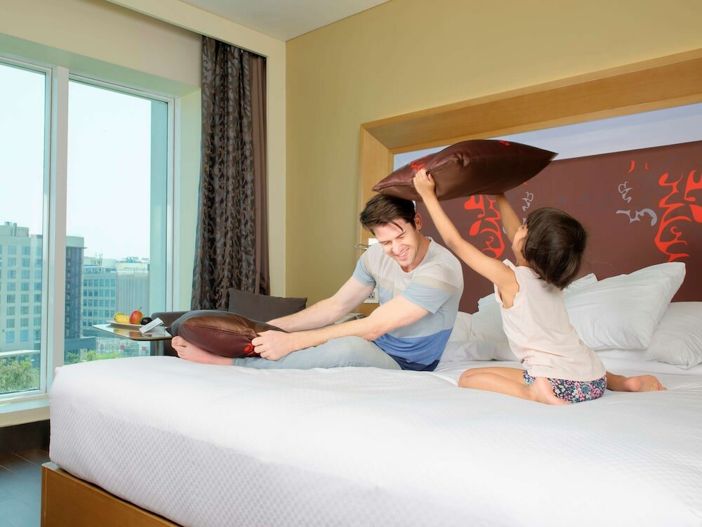 Фото Novotel Bengaluru Outer Ring Road