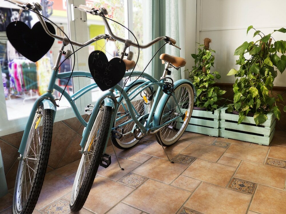 Фото Hotel Mediterráneo Carihuela